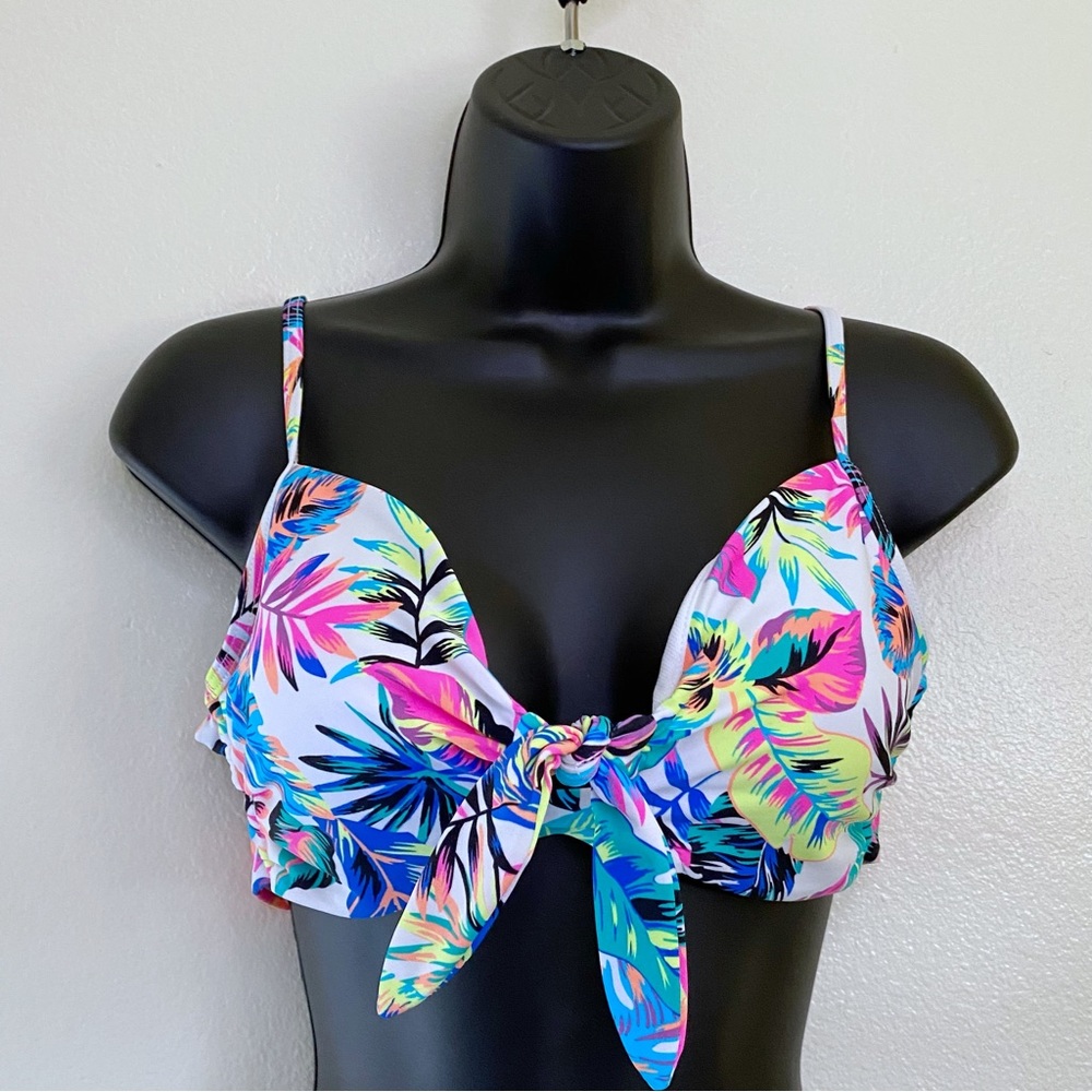 No Boundaries White Bright Floral Tropical Knot Bikini Swim Top Juniors